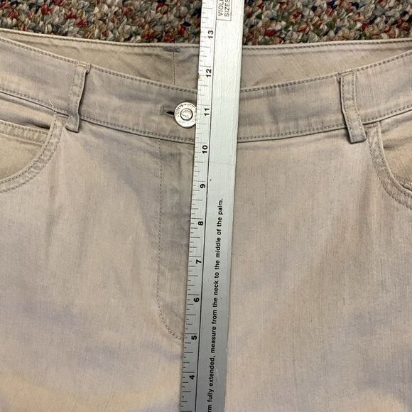 St John Sport Tan High Rise Straight Leg 5 Pocket Jean Style Pants Size 10 - Picture 10 of 12